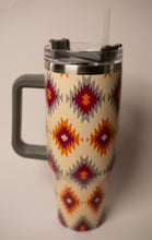 Load image into Gallery viewer, Cream &amp; Grey Aztec 40oz