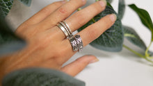 Load image into Gallery viewer, Sunflower Wrap Ring