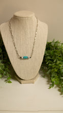 Load image into Gallery viewer, Paperclip chain - Bar Necklace